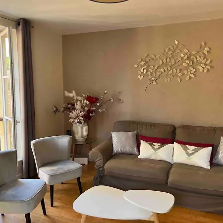 Spacious And Cozy, Elevator, Historic Center, Apartament