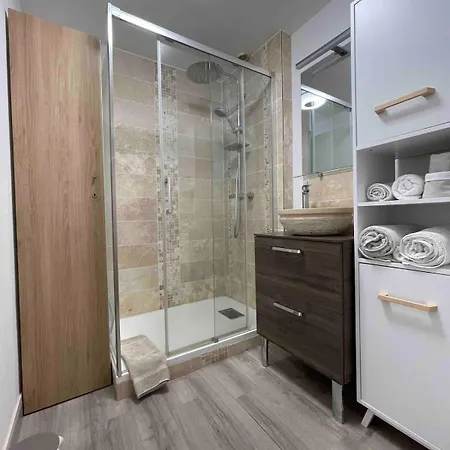 Apartament Spacious And Cozy, Elevator, Historic Center,